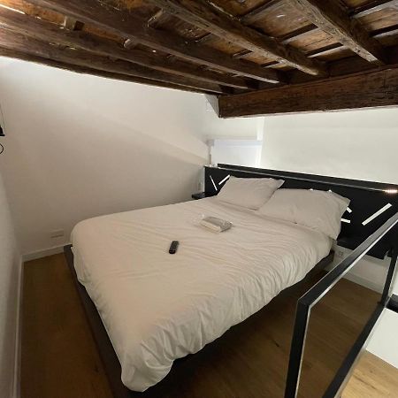 Casa Cappellari Design Studio A Campo De' Fiori Рим Екстер'єр фото
